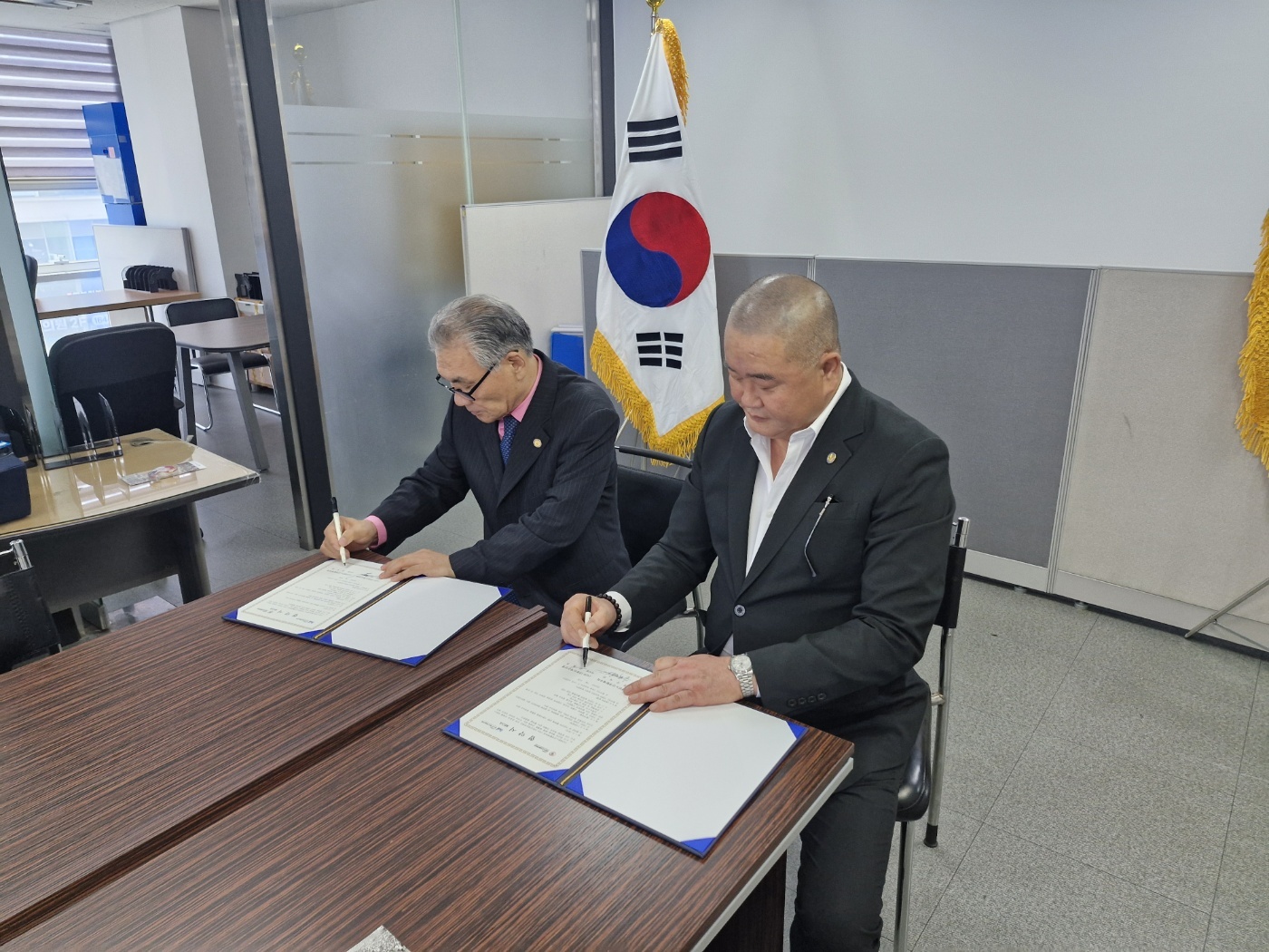 추가 첨부 이미지